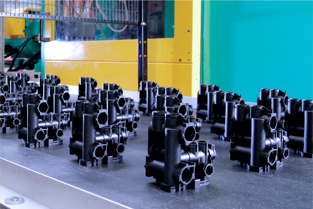 Bitron_moulding